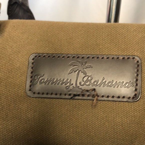 TOMMY BAHAMA khaki canvas/ leather Paradise Island Hopper Weekender travel bag. - Picture 4 of 16